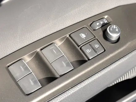 Toyota Camry Elegance 2026 года за 16 690 000 тг. в Шымкент – фото 20