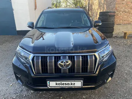 Toyota Land Cruiser Prado 2018 года за 28 500 000 тг. в Караганда