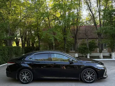 Toyota Camry 2021 года за 16 100 000 тг. в Астана – фото 14