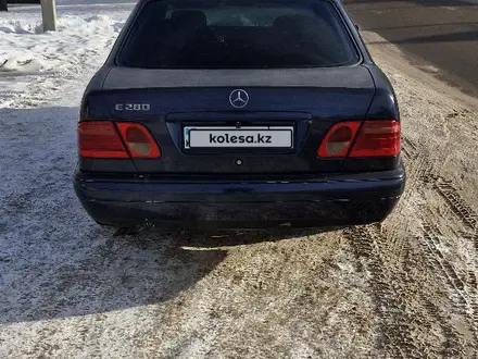 Mercedes-Benz E 280 1998 года за 2 900 000 тг. в Астана – фото 7