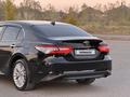 Toyota Camry 2020 годаүшін13 500 000 тг. в Алматы – фото 10