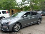 Hyundai Elantra 2019 года за 4 900 000 тг. в Атырау – фото 2