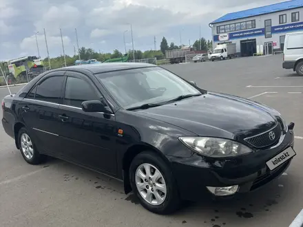 Toyota Camry 2005 года за 4 500 000 тг. в Уральск – фото 3