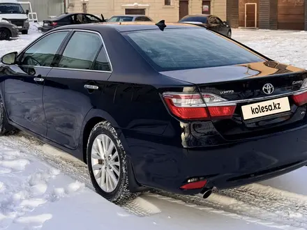 Toyota Camry 2015 года за 8 800 000 тг. в Уральск – фото 7