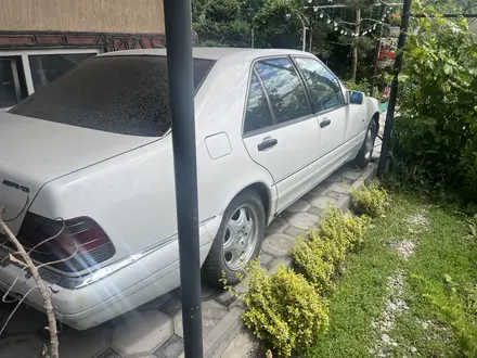Mercedes-Benz S 320 1996 года за 1 600 000 тг. в Алматы – фото 3