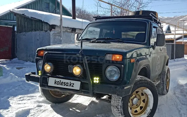 ВАЗ (Lada) Lada 2121 2000 годаүшін1 200 000 тг. в Есик