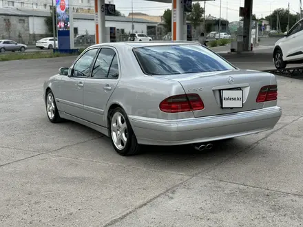 Mercedes-Benz E 320 2000 года за 7 000 000 тг. в Шымкент – фото 5