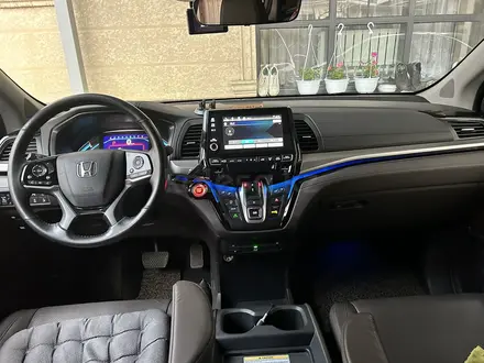 Honda Odyssey 2018 года за 16 200 000 тг. в Алматы – фото 8