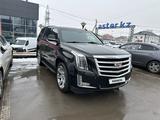 Cadillac Escalade 2018 года за 28 000 000 тг. в Алматы