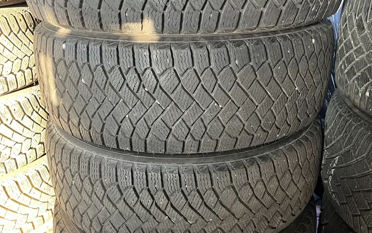 Резина зимняя 235.60.18 за 115 000 тг. в Алматы