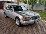 Mercedes-Benz C 180 1995 года за 1 850 000 тг. в Алматы