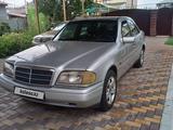 Mercedes-Benz C 180 1995 года за 1 850 000 тг. в Алматы – фото 3