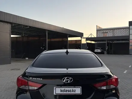 Hyundai Elantra 2014 года за 4 000 000 тг. в Атырау – фото 4