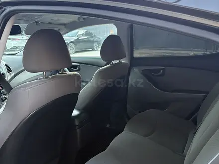 Hyundai Elantra 2014 года за 4 000 000 тг. в Атырау – фото 10