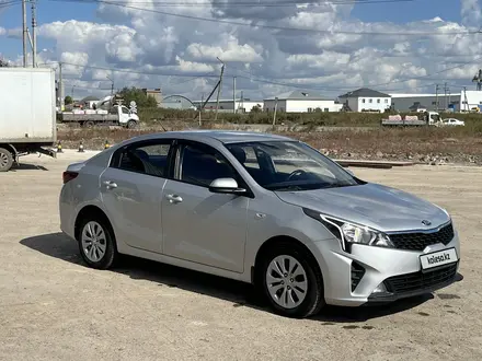 Kia Rio 2020 года за 8 500 000 тг. в Астана – фото 2