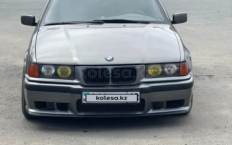 BMW 323 1994 годаүшін2 800 000 тг. в Семей