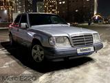 Mercedes-Benz E 220 1994 года за 2 990 000 тг. в Алматы