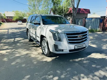 Cadillac Escalade 2019 года за 38 000 000 тг. в Алматы – фото 2