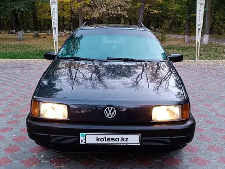 Volkswagen Passat 1993 года за 2 550 000 тг. в Тараз