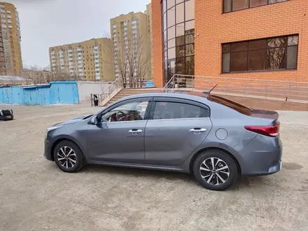 Kia Rio 2021 года за 9 600 000 тг. в Астана – фото 2