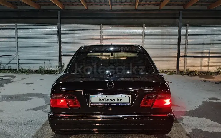 Mercedes-Benz E 280 1996 года за 1 400 000 тг. в Алматы