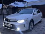 Toyota Camry 2016 года за 9 900 000 тг. в Алматы – фото 3