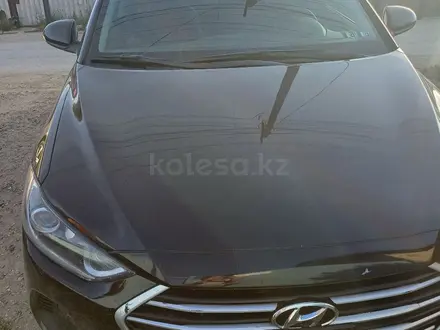 Hyundai Elantra 2018 года за 4 700 000 тг. в Актобе