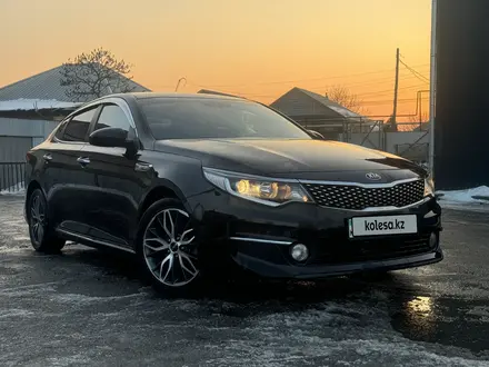 Kia K5 2015 года за 8 800 000 тг. в Алматы