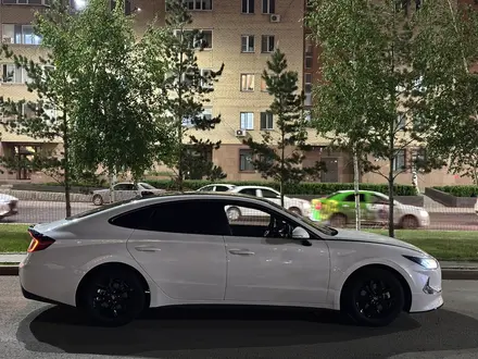 Hyundai Sonata 2022 года за 8 900 000 тг. в Астана – фото 4