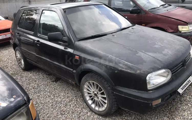 Volkswagen Golf 1993 года за 500 000 тг. в Алматы