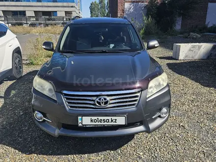 Toyota RAV4 2011 года за 5 800 000 тг. в Астана