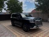 Toyota Land Cruiser 2021 года за 40 000 000 тг. в Атырау