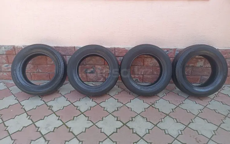 Комплект Dunlop Grandtrek за 12 000 тг. в Алматы