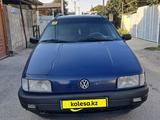 Volkswagen Passat 1992 годаүшін2 450 000 тг. в Шымкент