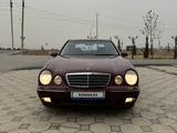 Mercedes-Benz E 200 2001 года за 4 500 000 тг. в Туркестан – фото 2