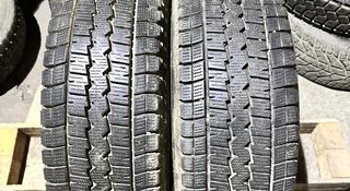 215/70r15 Dunlop LT 2шт за 60 000 тг. в Алматы