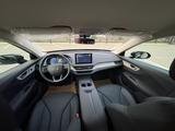ЭЛЕКТРОАвтомобиль Hongqi E-QM5 представительского класса — с водителем в Тараз – фото 3