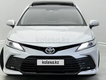 Toyota Camry 2022 года за 23 000 000 тг. в Алматы – фото 5