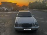 Mercedes-Benz E 320 1996 года за 2 500 000 тг. в Сарыагаш – фото 2