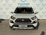 Toyota RAV4 2020 года за 15 500 000 тг. в Туркестан – фото 2