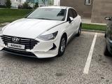 Hyundai Sonata 2019 года за 11 200 000 тг. в Туркестан – фото 2