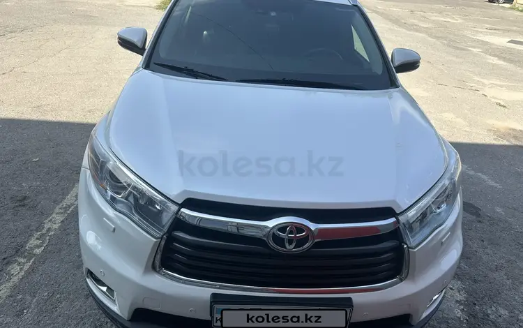 Toyota Highlander 2014 года за 14 800 000 тг. в Алматы