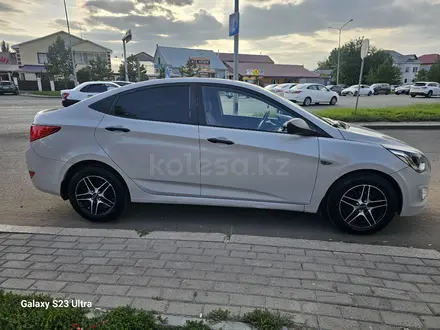 Hyundai Solaris 2015 года за 5 200 000 тг. в Астана – фото 9