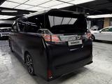 Toyota Vellfire 2015 года за 17 500 000 тг. в Астана – фото 3