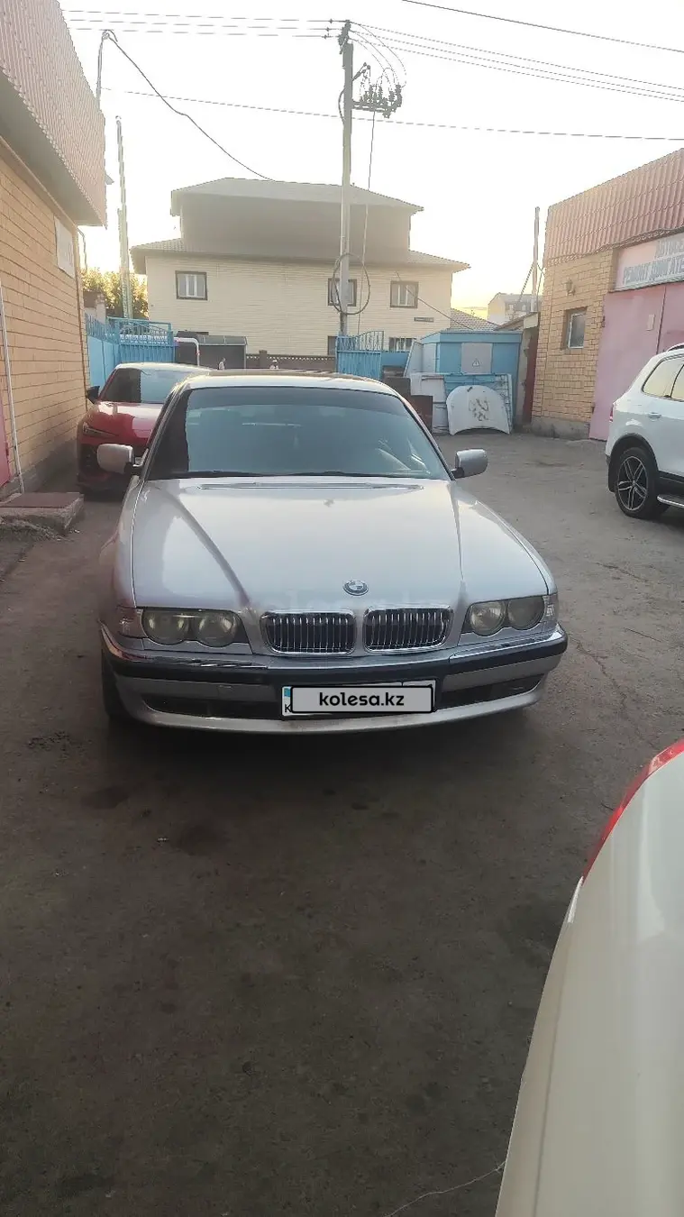 BMW 7 Series, 1999