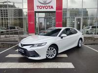 Toyota Camry 2023 года за 16 400 000 тг. в Астана