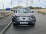 Toyota Highlander 2011 годаүшін10 500 000 тг. в Семей