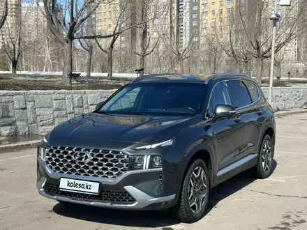 Hyundai Santa Fe 2021 года за 15 600 000 тг. в Астана