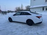 Hyundai Elantra 2022 года за 9 800 000 тг. в Актобе – фото 3