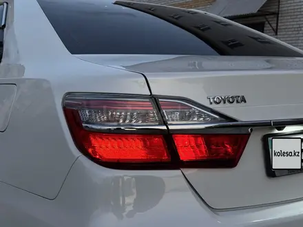 Toyota Camry 2016 года за 10 900 000 тг. в Семей – фото 19